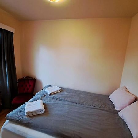 Spacious Apartment -Top Location Akureyri Buitenkant foto